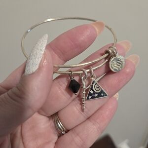 Alex & Ani Harry Potter: Deathly Hallows Trio of Charms HTF